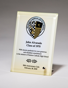 Personalize Your Glass Award with Four-Color Reproduction