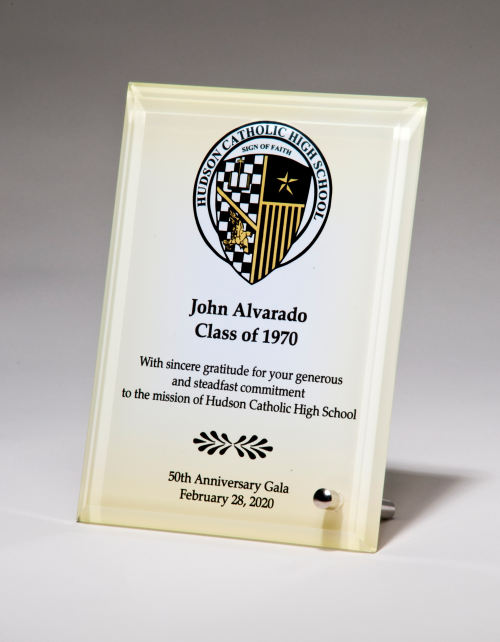 Personalize Your Glass Award with Four-Color Reproduction  